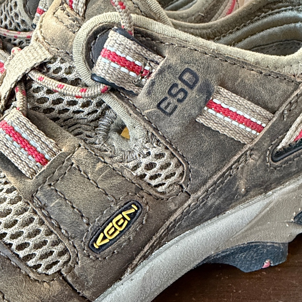 KEEN Utility Flint II Low ESD Work Shoes Women's 6.5 steel toe - Picture 2 of 7